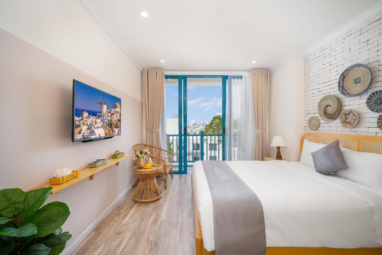 Santori Aparthotel 4*