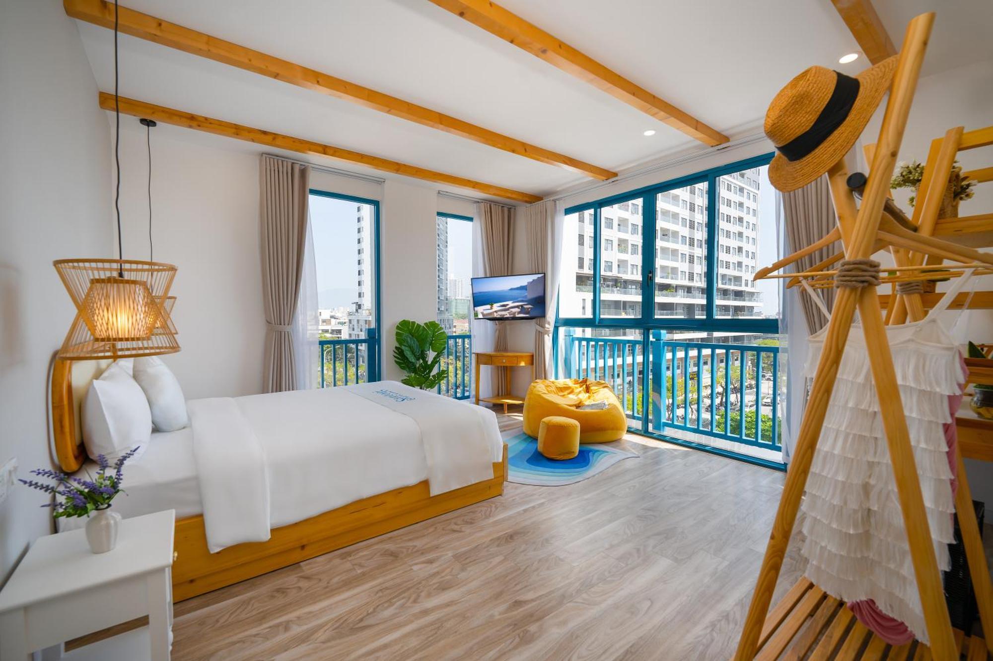 Santori Aparthotel